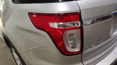 2011-2005 Ford Explorer LH Driver Outer Taillight Tail Lamp Nice!