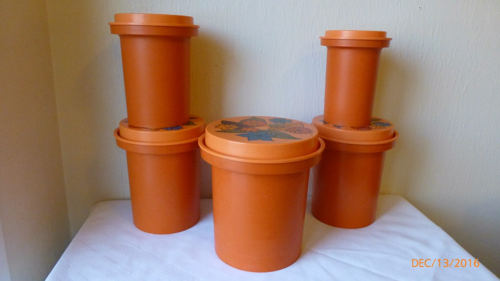 Vintage Original Rubbermaid Mid Century Orange Nesting Flower Canister Set of 5