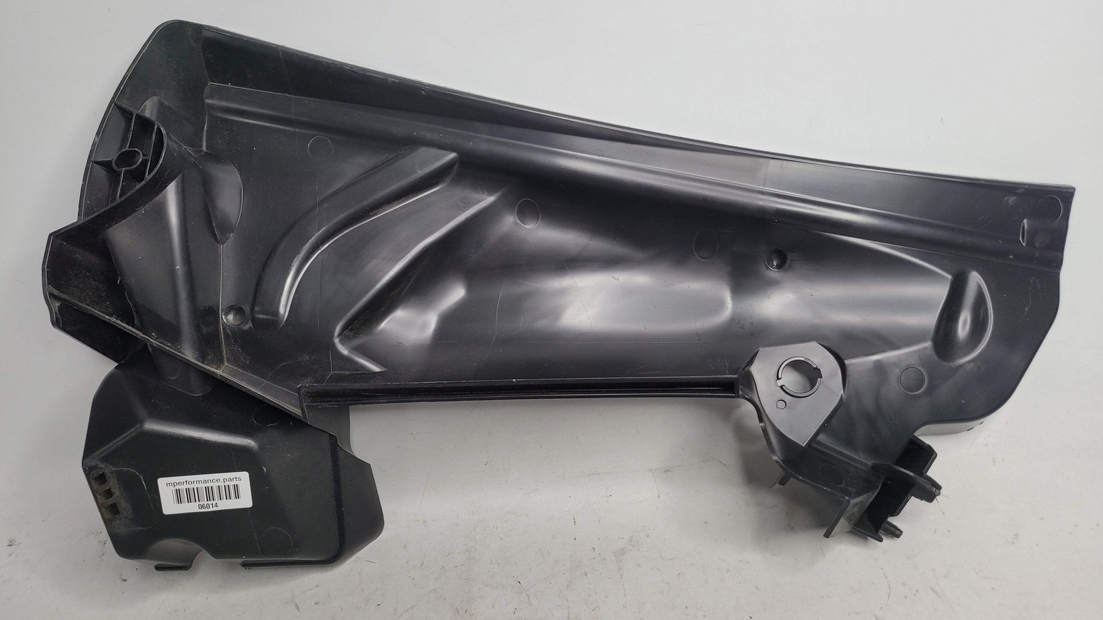 0 Bmw F82 M4 Engine Bay Sealing Frame 8062259 image 7