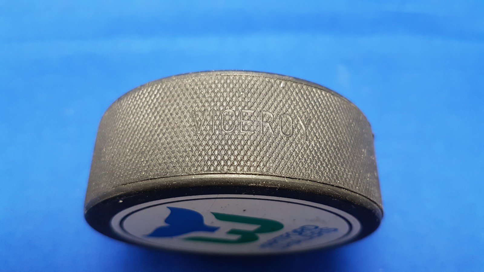 VINTAGE HARTFORD WHALERS 1980s NHL Hockey Puck VICEROY