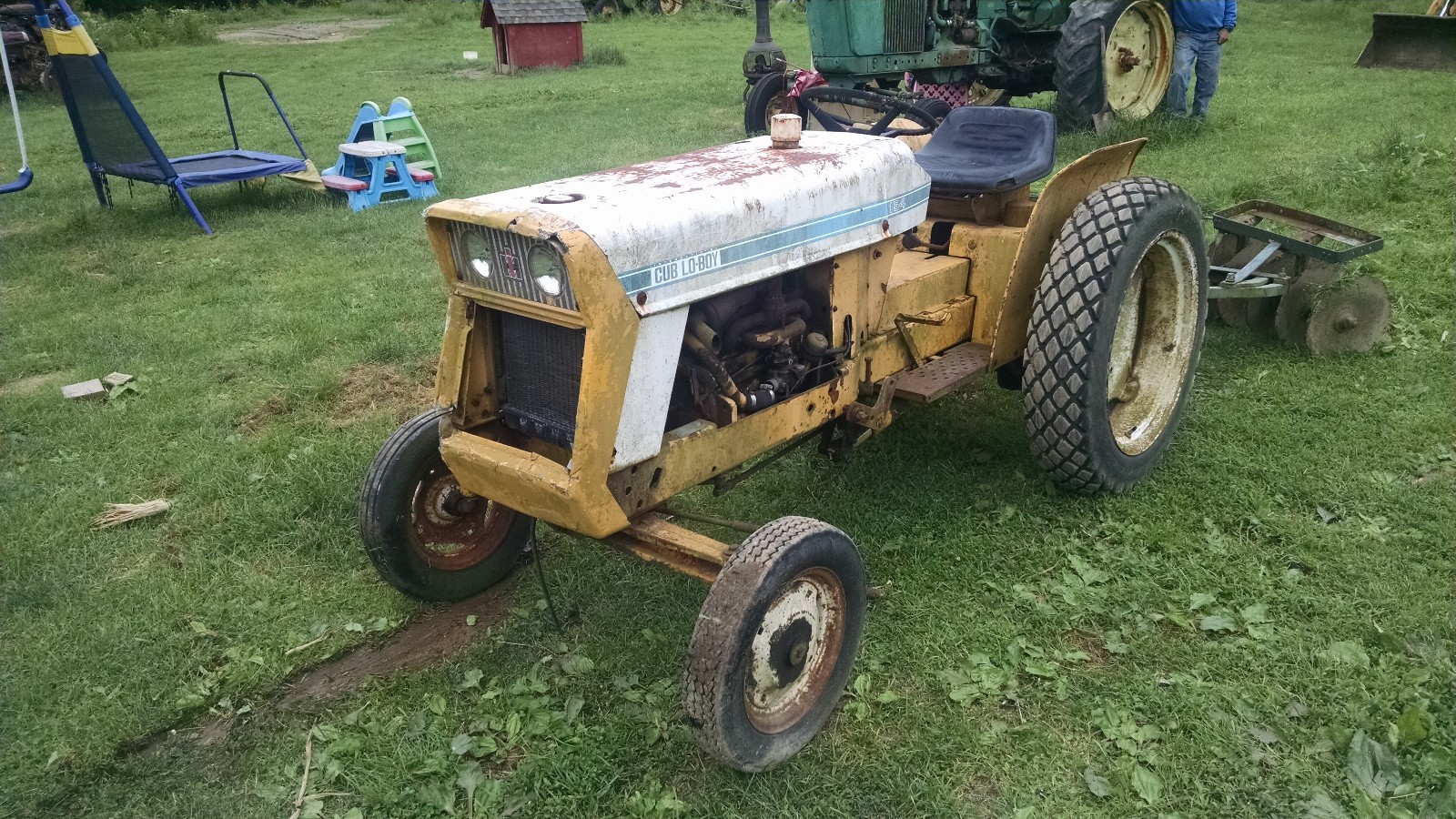 International Cub Lo-Boy 154 Tractor with three point hitch