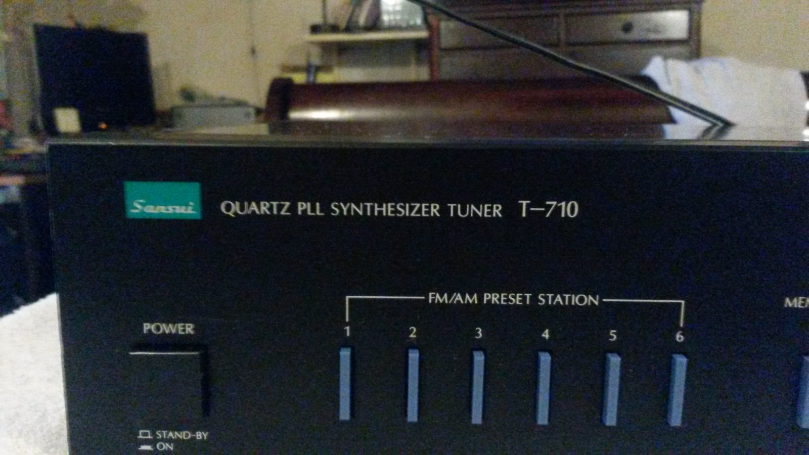 Sansui T-710 Quartz PLL Synthesizer Tuner***FREE SHIPPING***