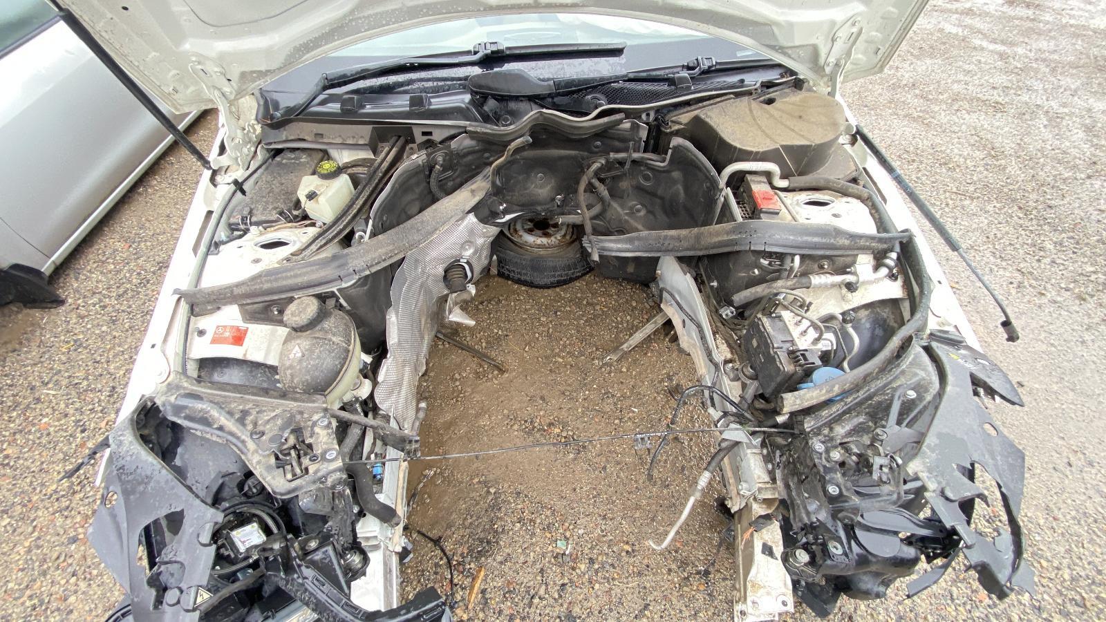 2010 C Class MERCEDES  RH SIDE STEP/SKIRT W204/S204 07/07-04/11 image 6