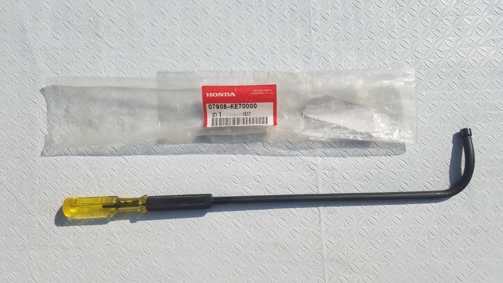 Genuine Honda 07908ke70000 Pilot Screw Wrench Used for sale in