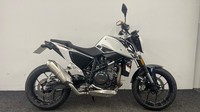 2016 KTM 690 DUKE - BREMBO BRAKES - VERY GOOD SERVICE HISTORY - TAIL TIDY