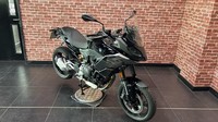 2025 BMW F900 F900 XR (20MY) ROADSTER PETROL Manual