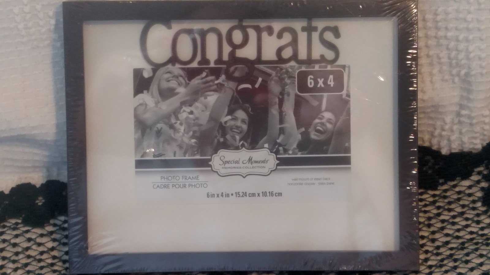 black photo frame, 6 x 4 