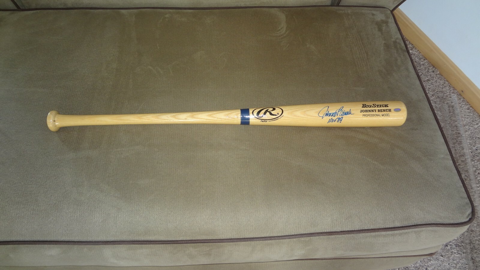 JOHNNY BENCH AUTOGRAPHED BASEBALL BAT