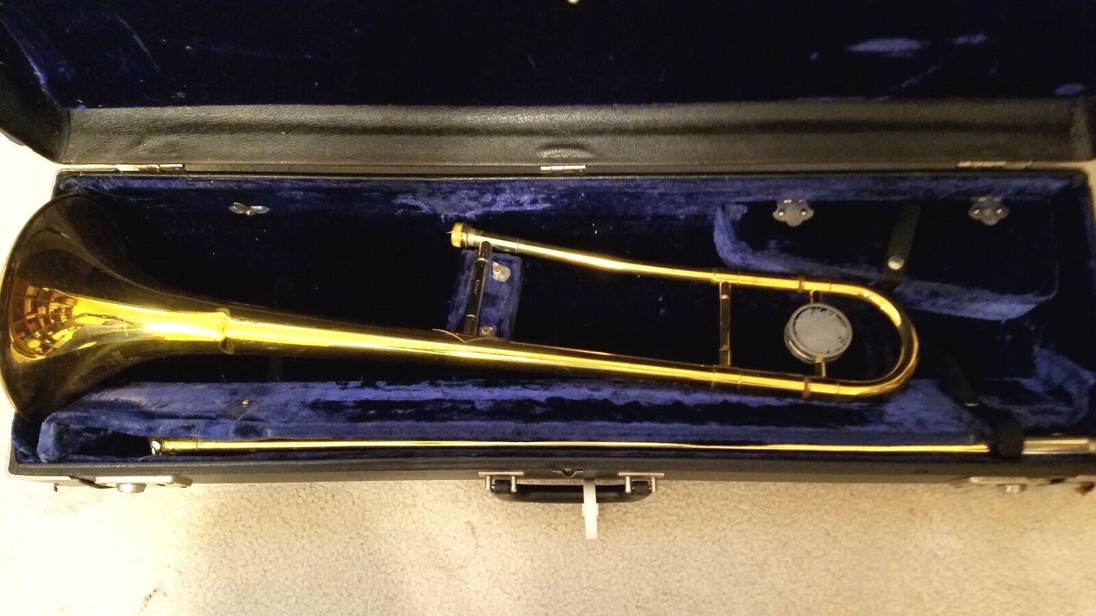 BESSON 639 Tenor Trombone & BACH Mouthpiece With Hardsided Case