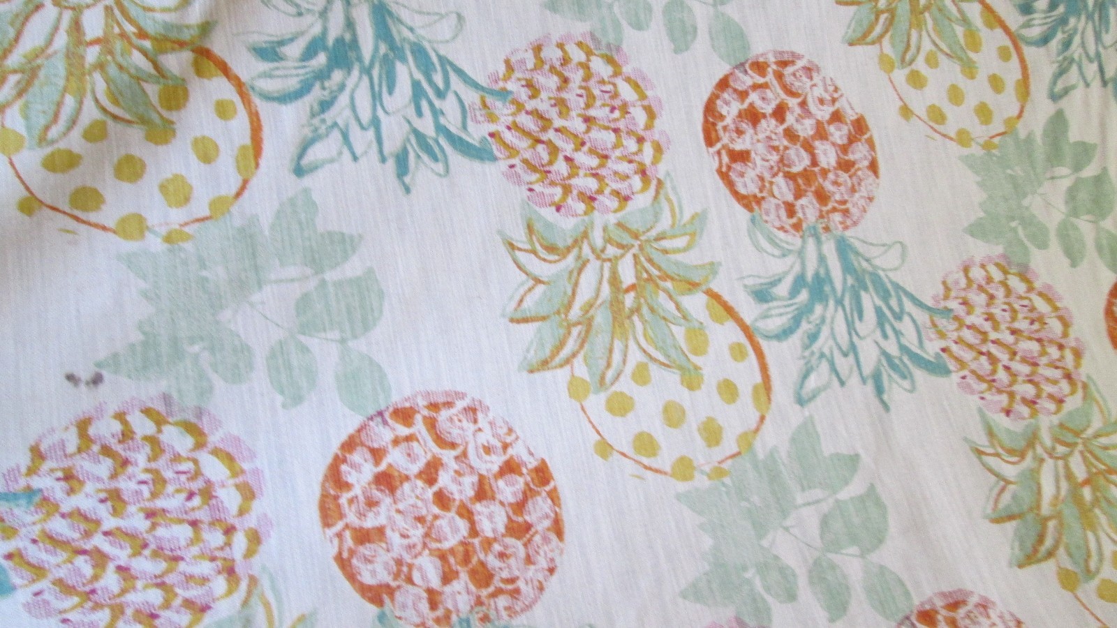 9 yds Pineapple fabric NEW Never used w/ factory flaw Linen Cotton