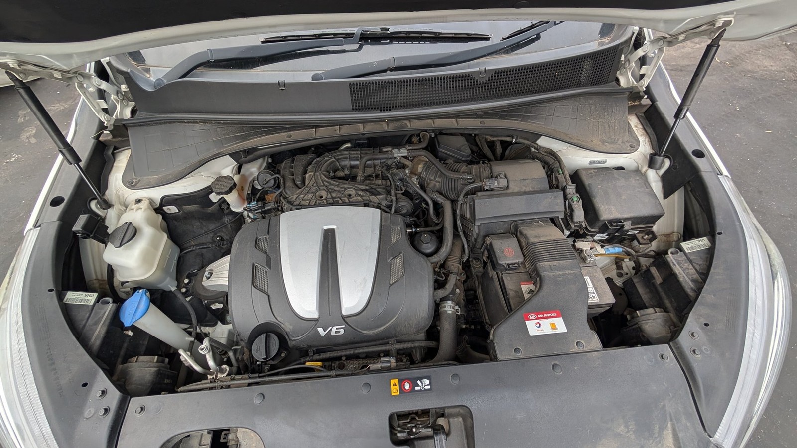 2015-2020 Kia Sorento UM Station Wagon FWD Washer Bottle Kia Sorento