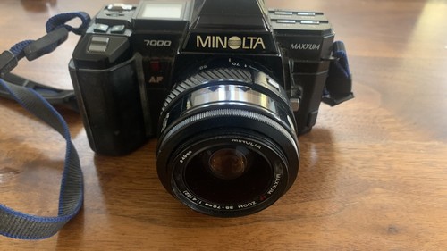 Minolta 7000 Maxxum Camera with AF Zoom 35-70mm Lens | eBay