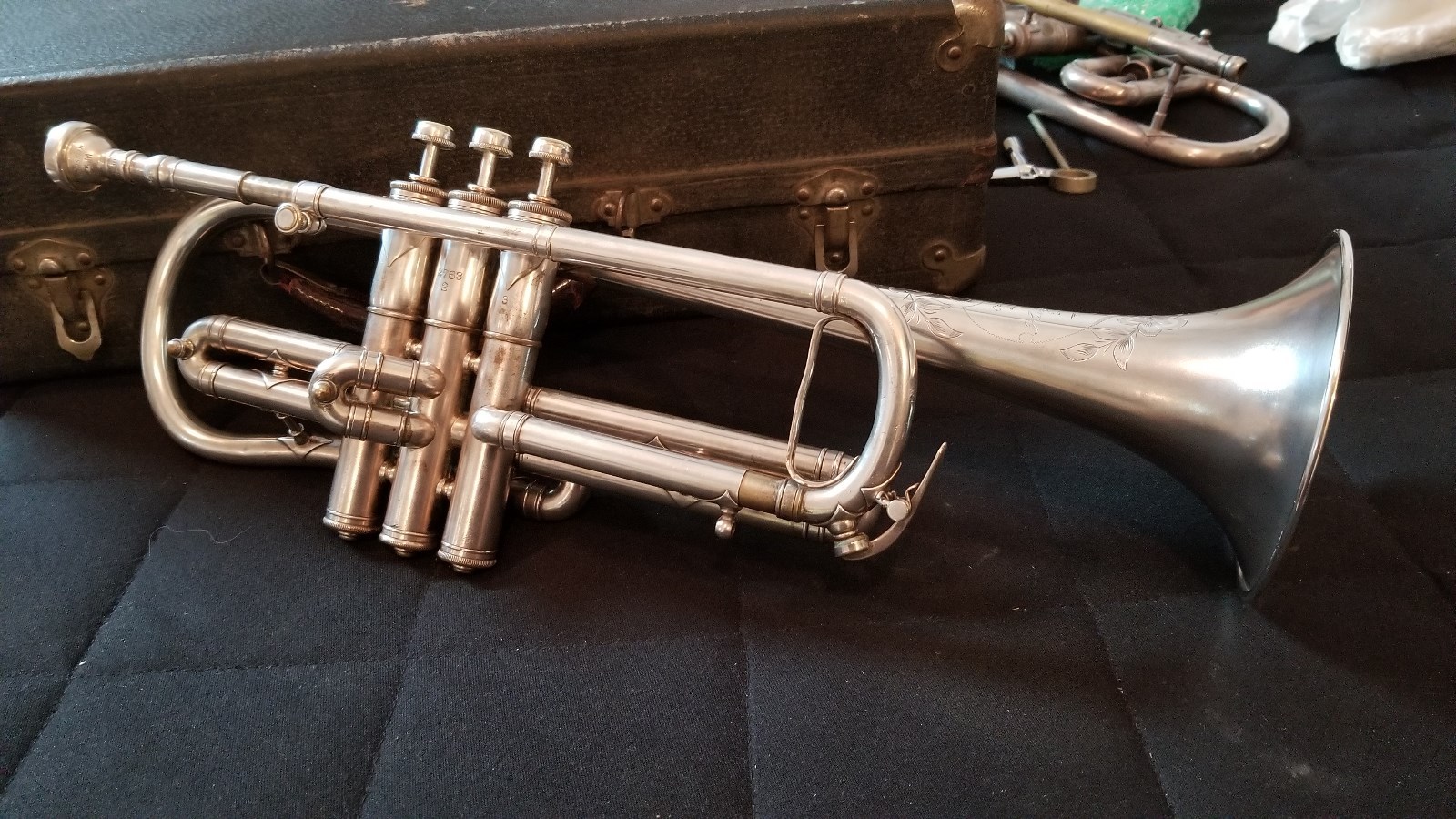 Vintage Harry B Jay “Columbia” cornet in original case NICE s.n. 2763 ca. 1914