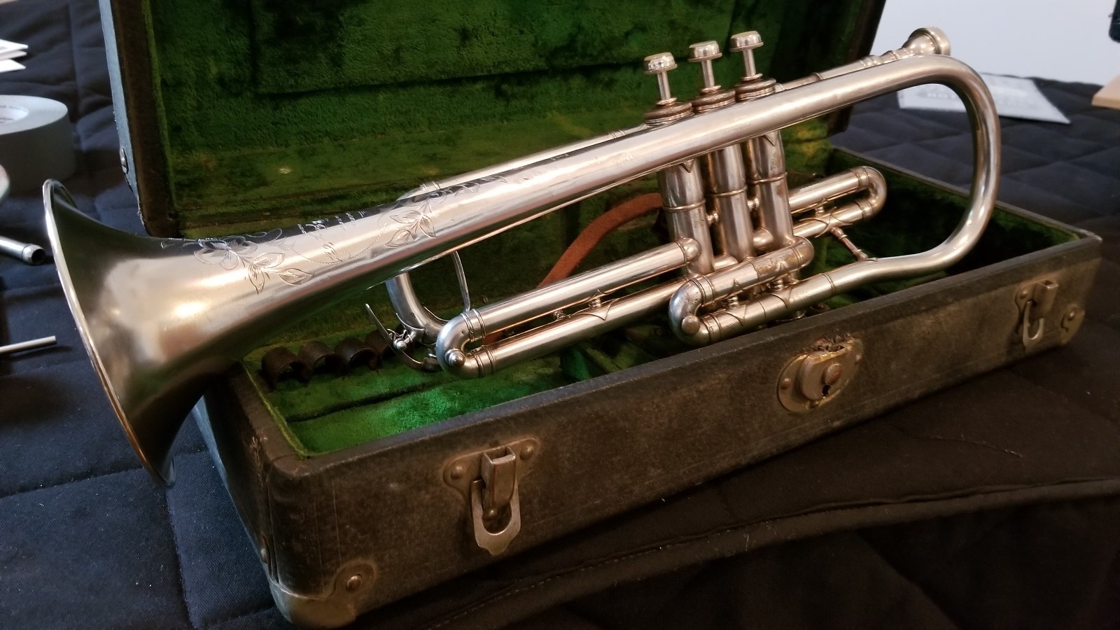 Vintage Harry B Jay “Columbia” cornet in original case NICE s.n. 2763 ca. 1914