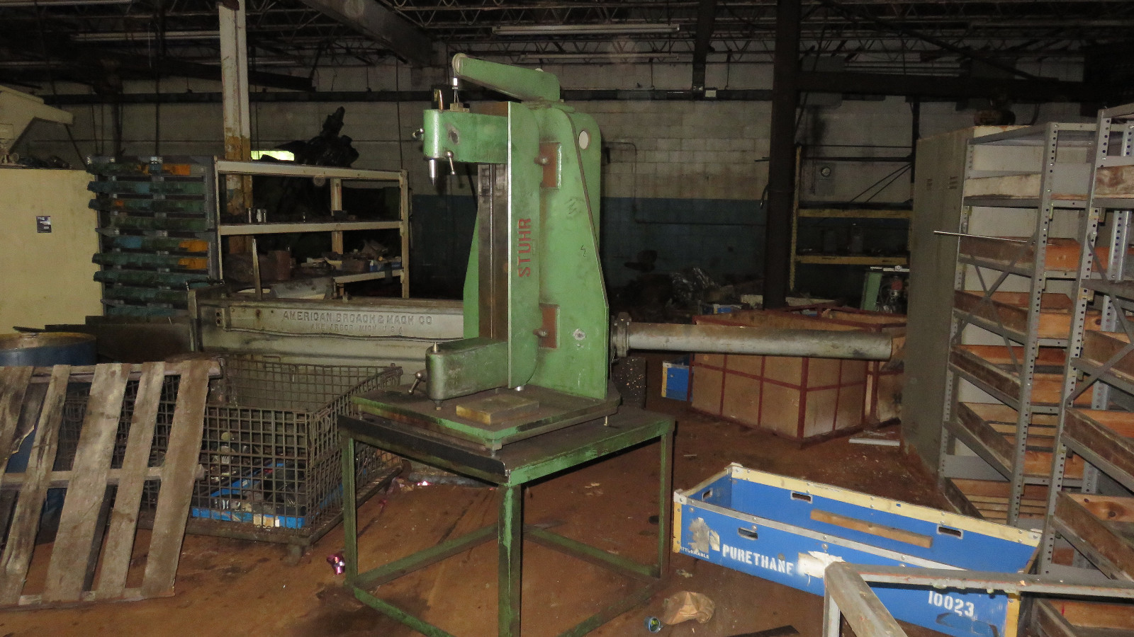 Stuhr 12 x 24 “ Precision Vertical Bench Centers