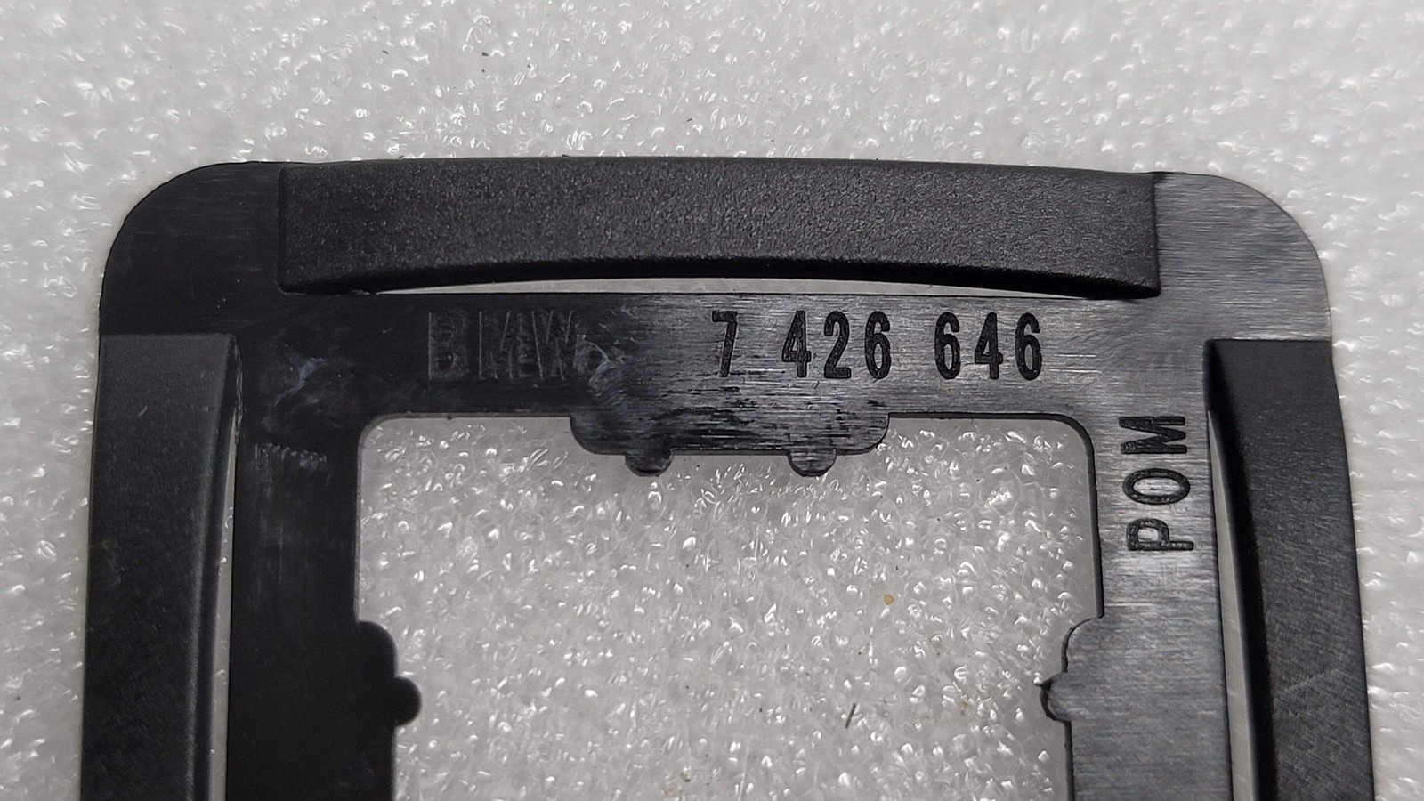 0 Bmw M3 G80 Front Sun Visor Locking Clip 7426646 image 3