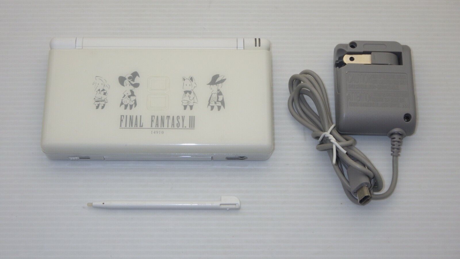 Rare! Nintendo DS lite Console Rare! Nintendo DS lite Console