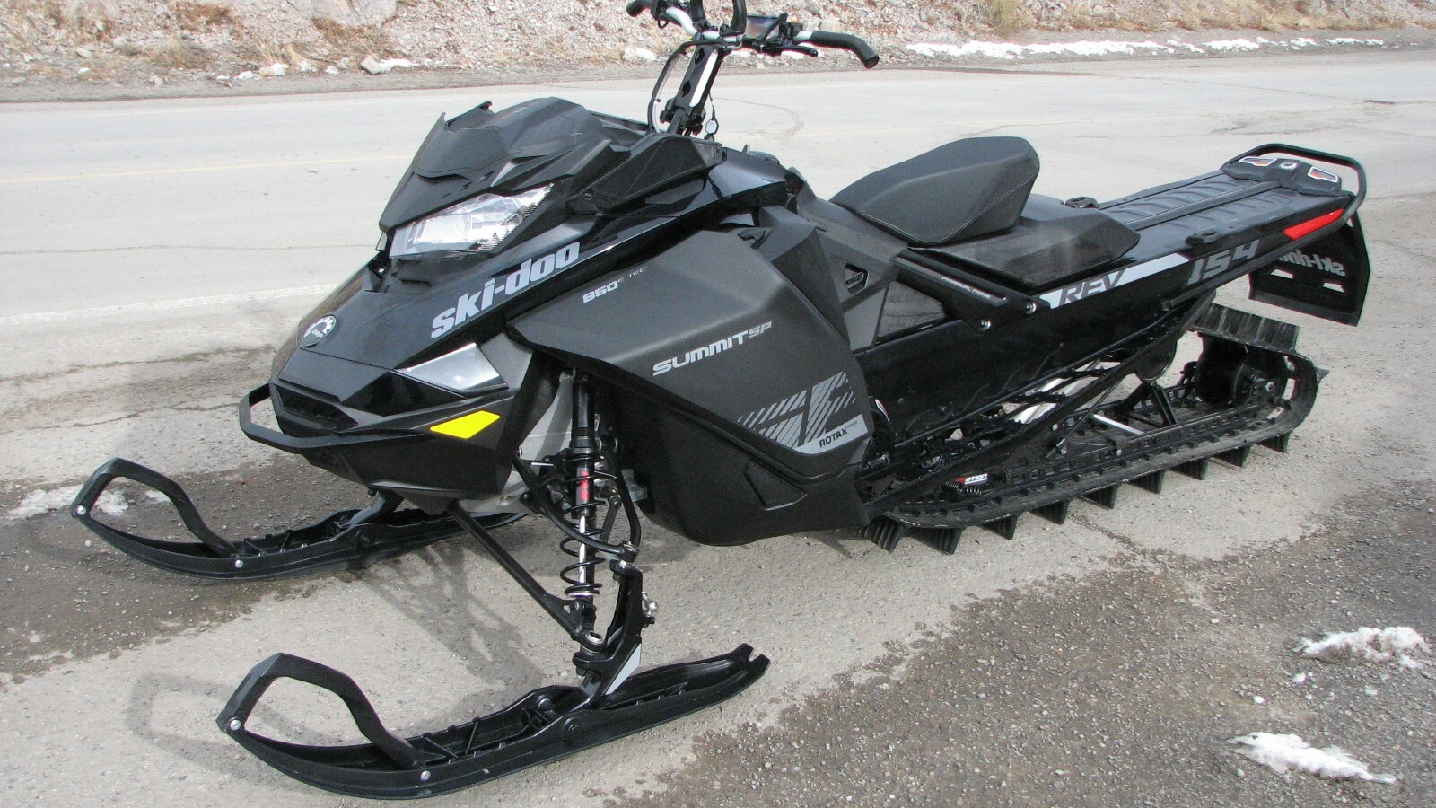 2019 Ski-Doo Summit SP 850 ETEC 154" x 3" Track