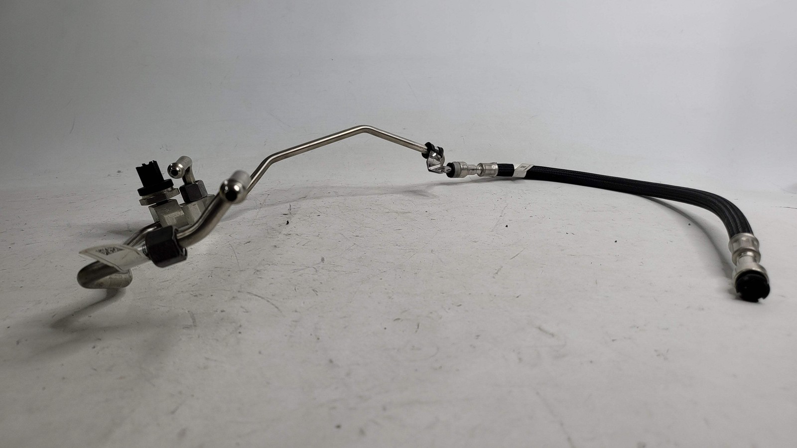 0 Bmw G87 M2 G80 M3 G82 M4 S58B30A Fuel Supply Lines With Sensor 8088944 image 3