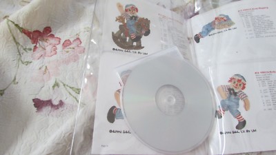 HTF RAGGEDY ANN & ANDY CLASSIC Original embroidery design Cd multi-format 4x4
