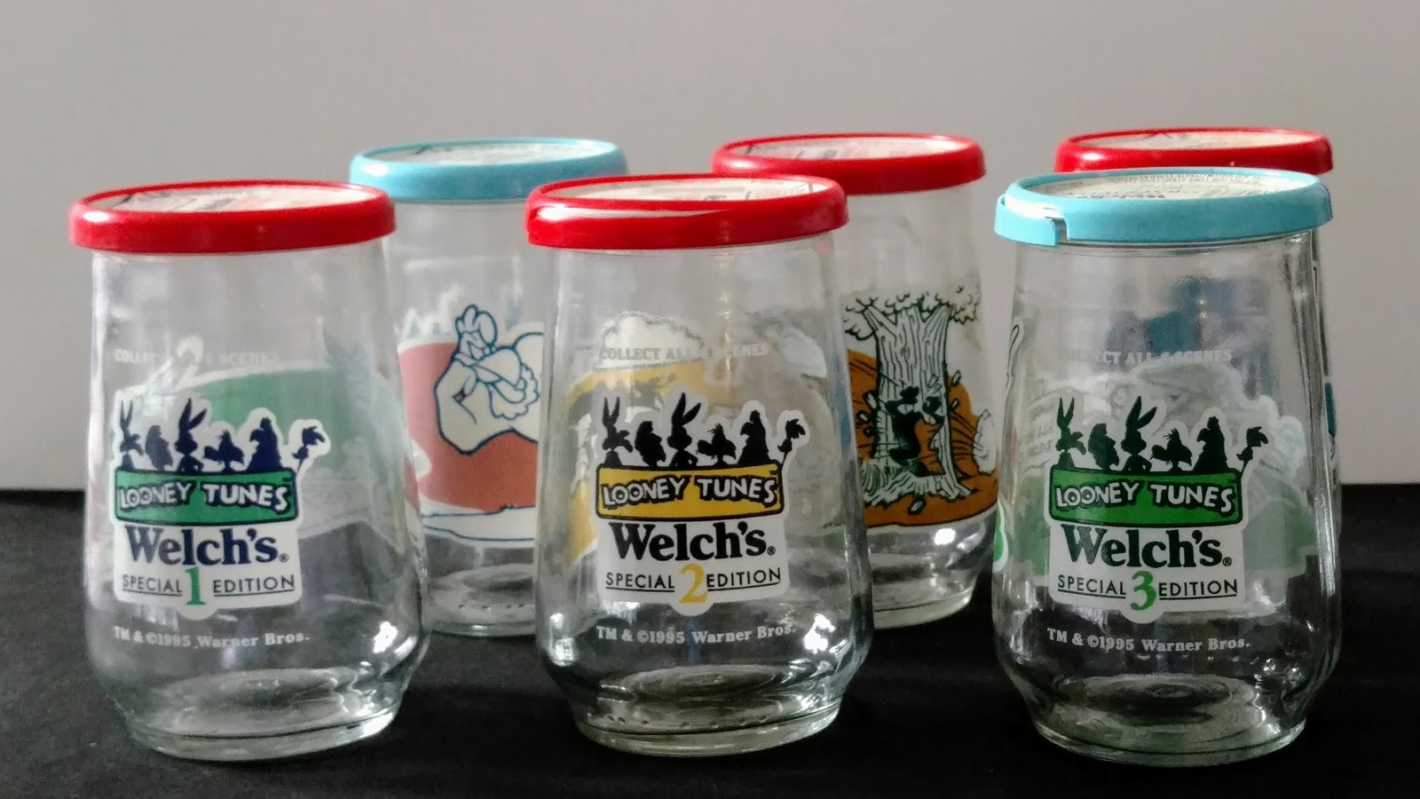 Welch's Looney Tunes Jelly Jars w/Lids 1995 Warner Bro Complete Set of 6 Bugs