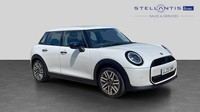 2025 MINI Cooper 1.5C Classic Hatchback 5dr Petrol Steptronic Euro 6 (s/s) (156 