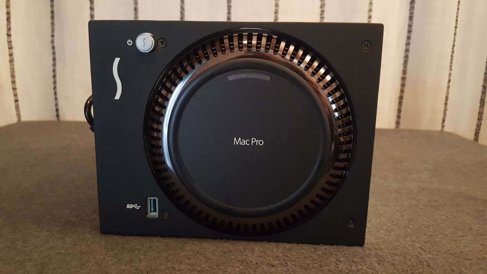 Apple Mac Pro - S/N F5KS70CAF9VN | eBay