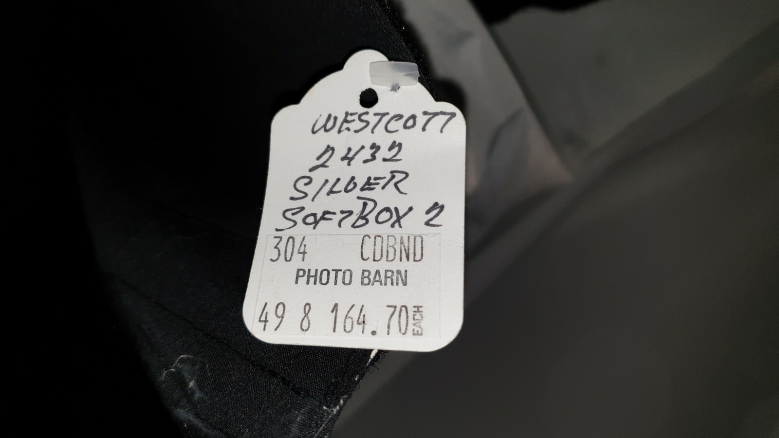 Westcott 2432 silver softbox 2 studio professional lighting diffuser