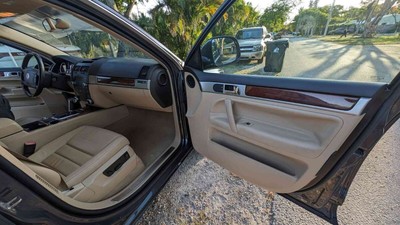 image 5 of interior