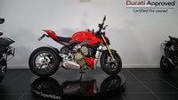 DUCATI STREETFIGHTER V4 S - 2022 - 12000 MILES