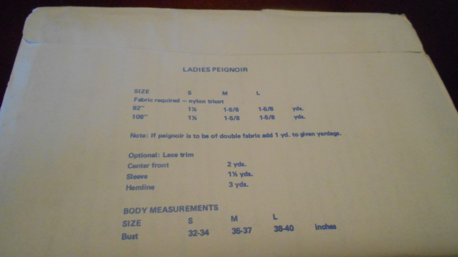 SEW LOVELY LINGERIE PATTERN PN1000– LADY's PEIGNOIR - SZ SM-M-LG UNCUT 1969