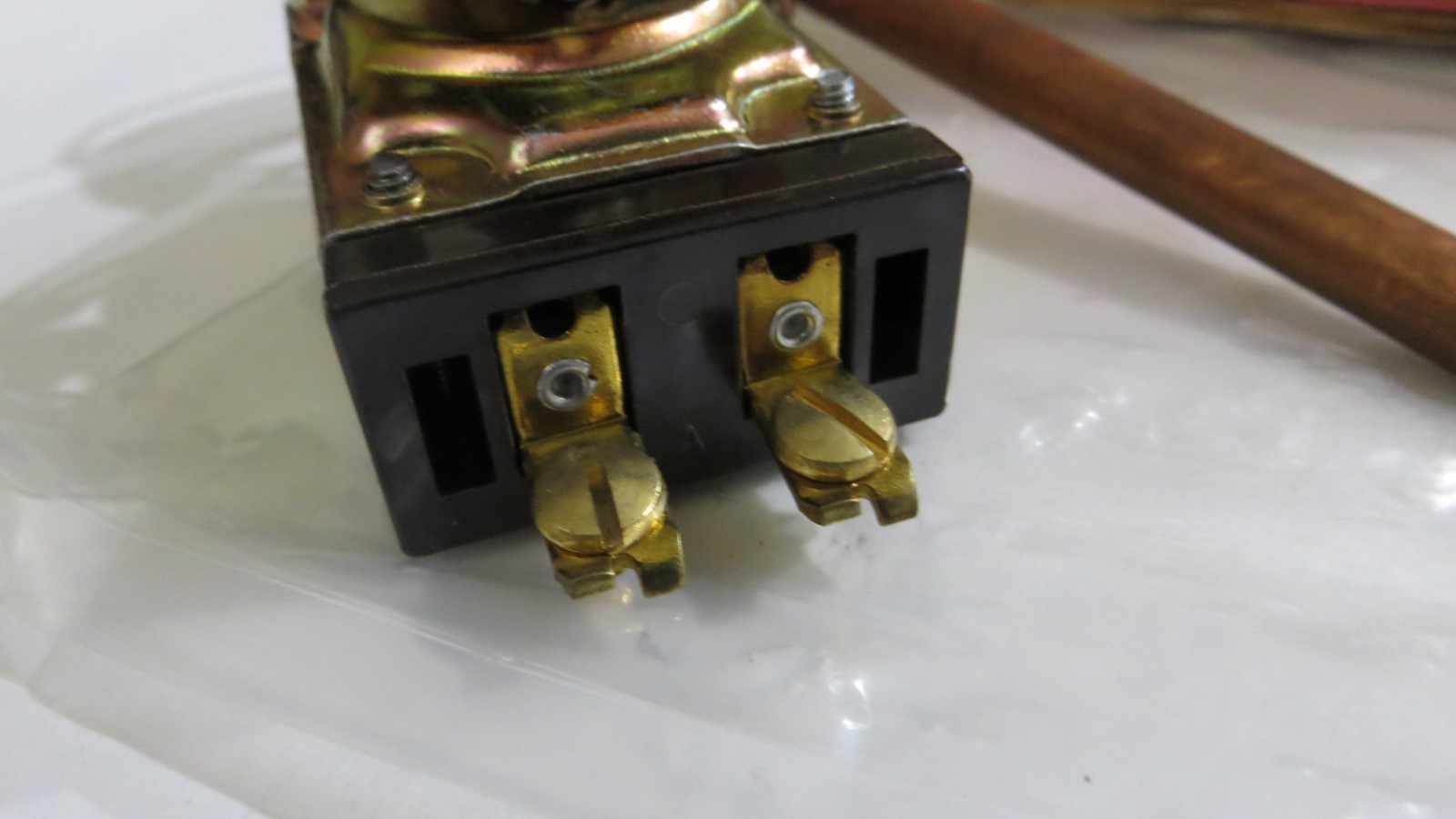 Robertshaw 5300-623 Thermostat