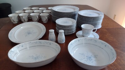 Noritake Carolyn 2693 China Dinnerware Set for 12+ Pristine condition
