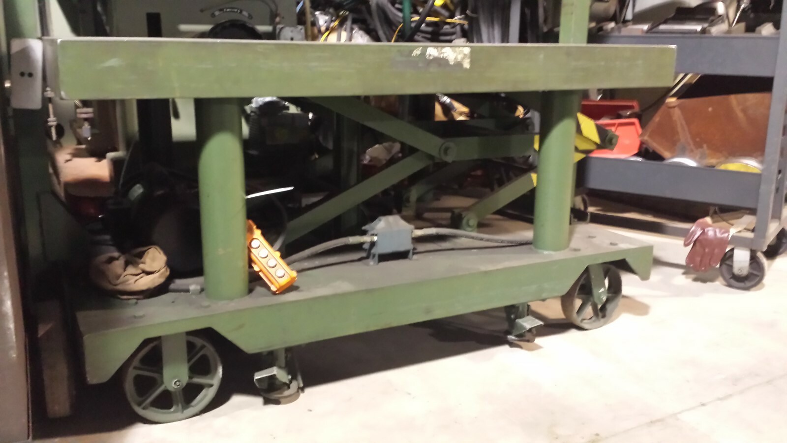 4,000# Lexco Electric Hyd. Die Splitting cart w/36