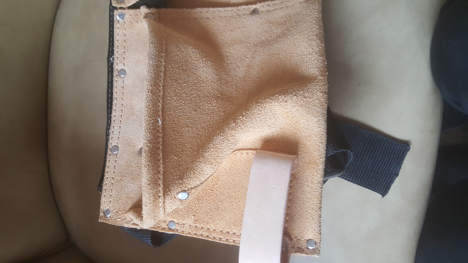 NEW Rooster SPLIT LEATHER TOOL BELT Tan Carpenter Apron 3 Pocket RE1-499-5-W