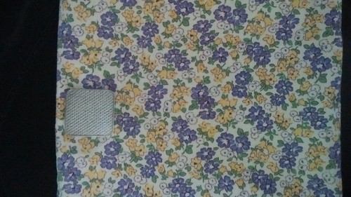 VINTAGE FEEDSACK PURPLE YELLOW FULL SIZE