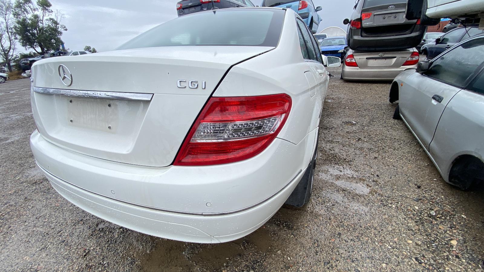 2010 C Class MERCEDES  RH SIDE STEP/SKIRT W204/S204 07/07-04/11 image 12