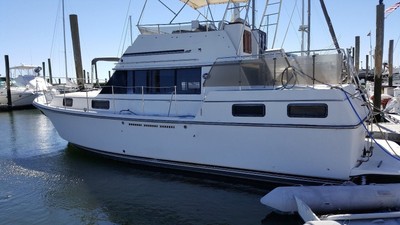 1989 36' Carver Aft Cabin 3607