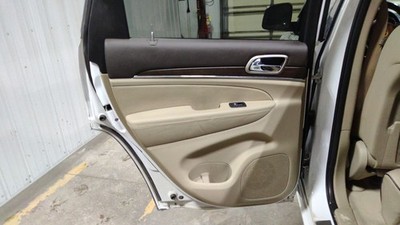 14 Jeep Grand Cherokee Rear Left Driver Interior Door Trim Panel (Frost/Brown)