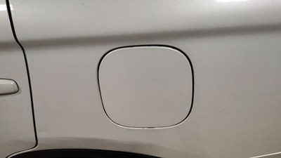 14-22 Mitsubishi Outlander OEM Fuel Filler Door Gas Lid Flap (Diamond White W13)