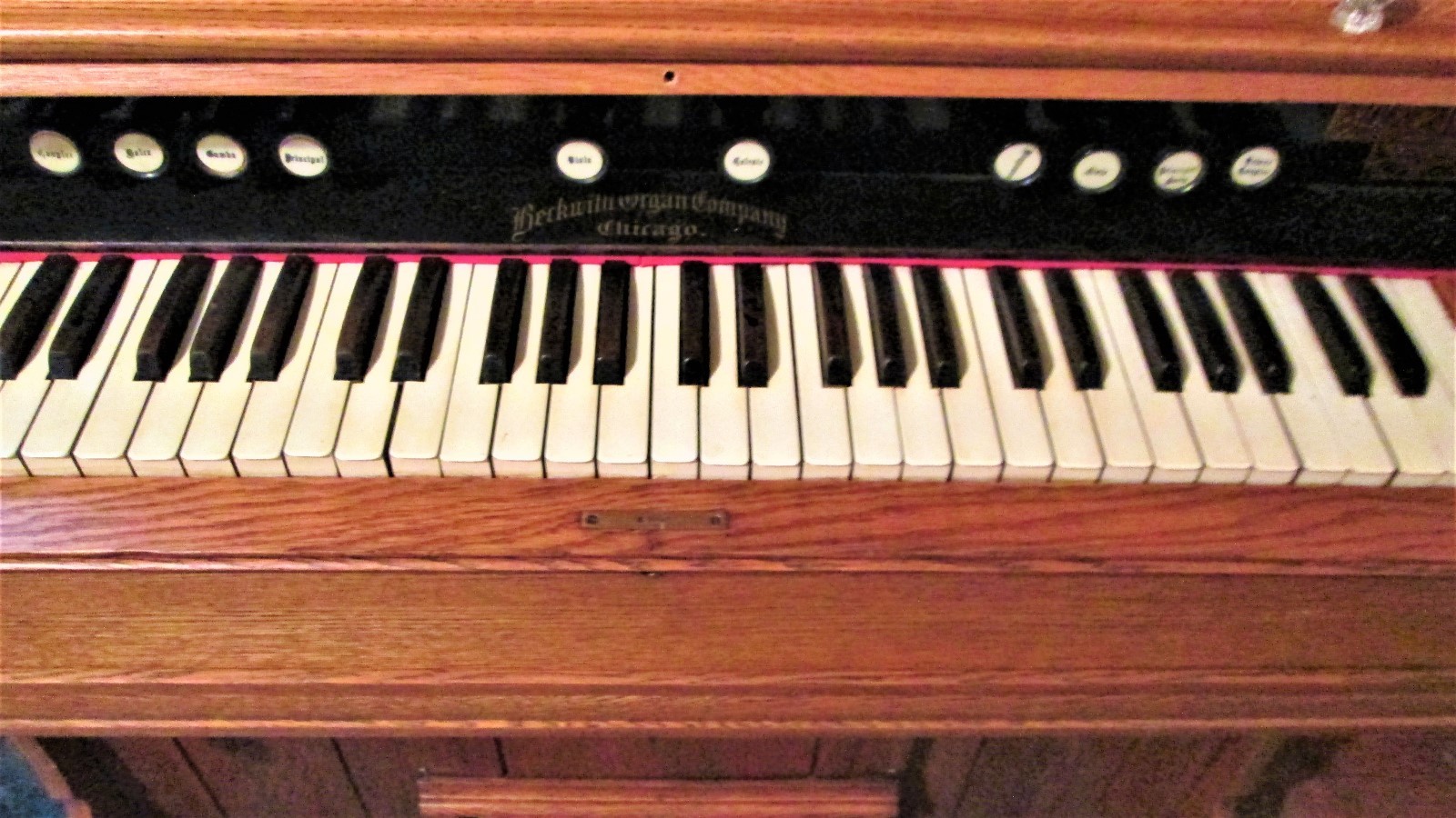 ANTIQUE 1883 SOLID OAK BECKWITH ORGAN ( SOLD BY SEARS ROEBUCK AND CO. )