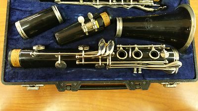 Evette Clarinet - In Case