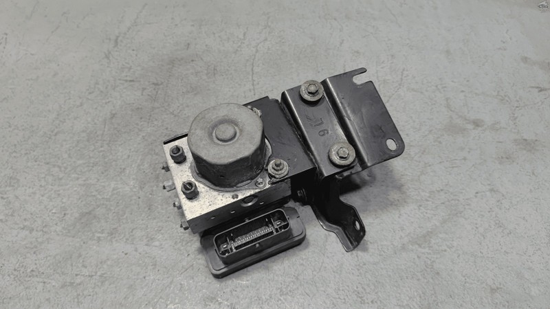 Used 2019-2020 Nissan Altima ABS Anti Lock Brake Pump Control Module Unit OEM
