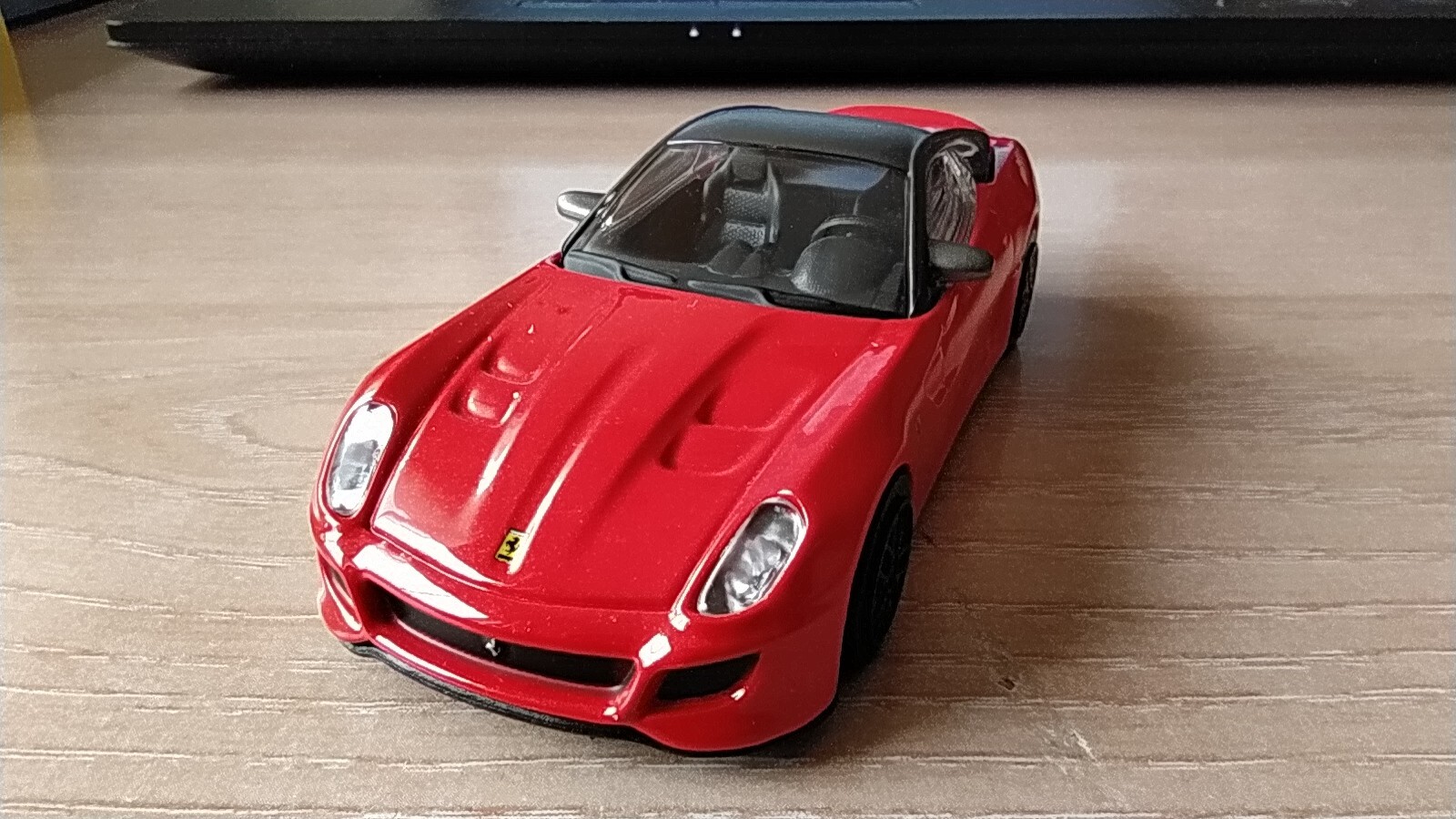 burago 1/43 Ferrari 599 GTO red フェラーリ BBURAGO - FERRARI 599 GTO RED 1/43 APROX *NEW* | eBay