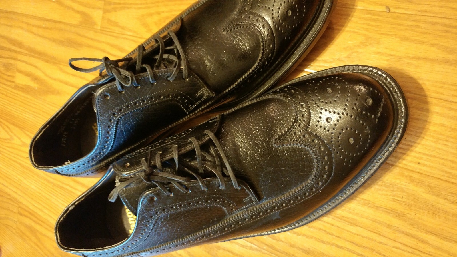 Vintage Hanover Black Wingtip Oxford Shoes Size 12 Medium