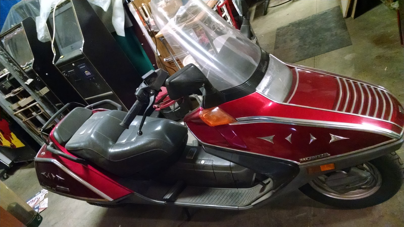 Honda Helix 1987 CN 250 Motorcycle / Scooter 2,607 MILES