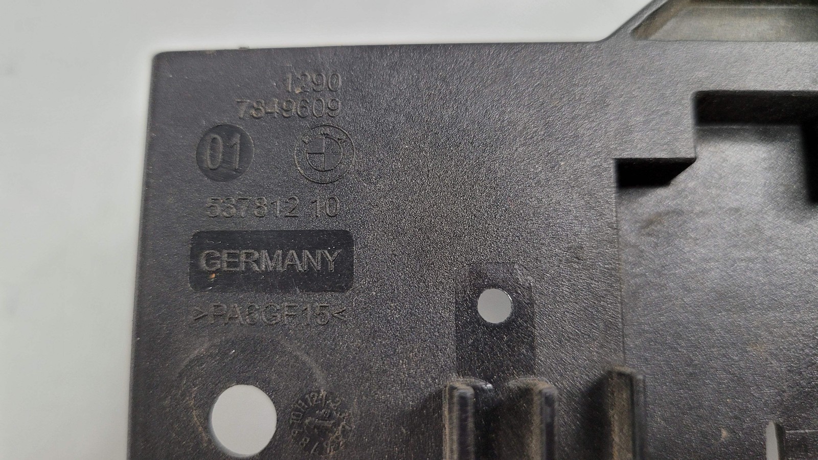 0 Bmw M2 M3 M4 F80 F82 F83 F87 SUPPLY MODULE HOLDER MOUNT COVER 7849609 image 7
