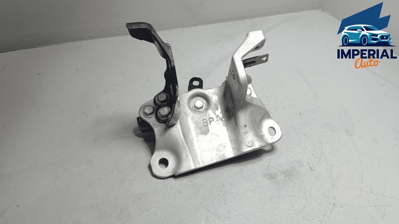 Used 2019-2025 Toyota RAV4 Left Driver Side Automatic Transmission Mount Bracket OEM
