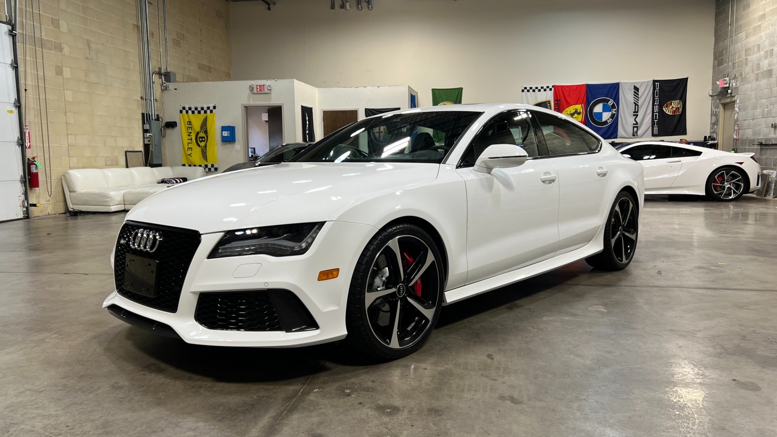 2015 Audi Rs7 4.0t Quattro Prestige 5763 Miles, Ibis White 4dr 4.0l Twin Turbo V Used Audi Rs7