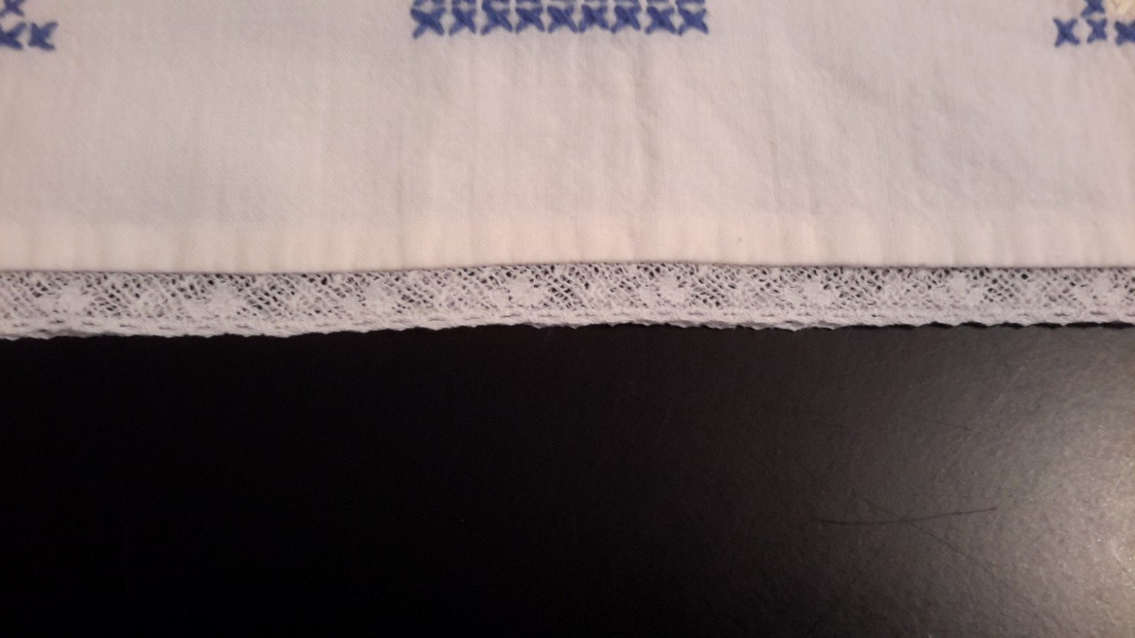 White Vintage Cross Stitch Runner w/Sweet Pink Flowers In Basket - Lace Trim